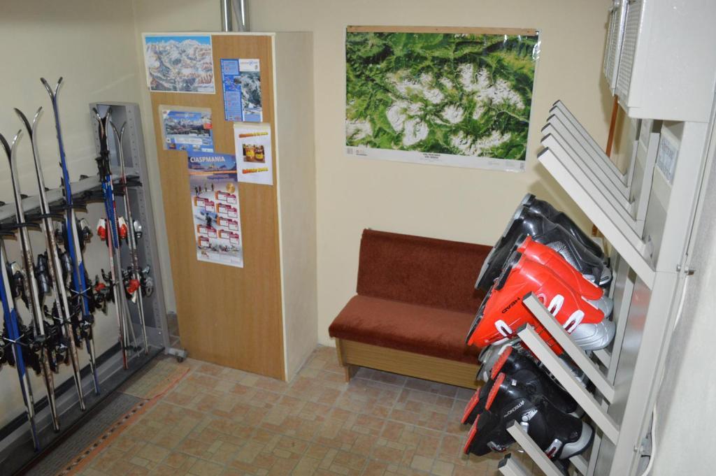 Ciasa Andy Apartment Badia  Exterior photo